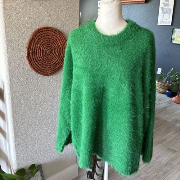 NWOT Free people Harrison Bunny Crew Long Sleeve Green Fuzzy Cozy Sweater Slouch - Picture 4 of 11
